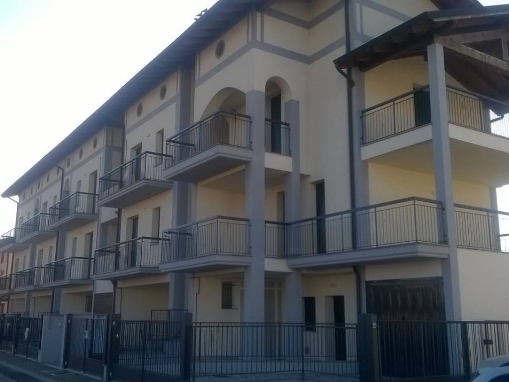 appartamento in vendita a Brembio