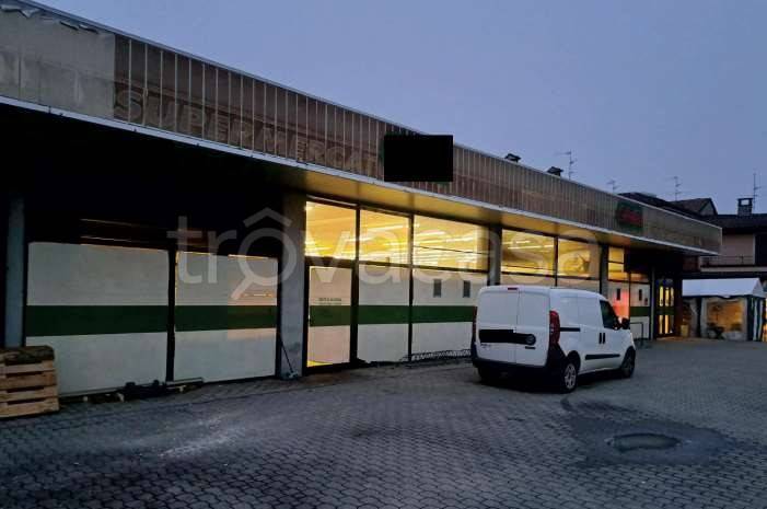 negozio in vendita a Brembio