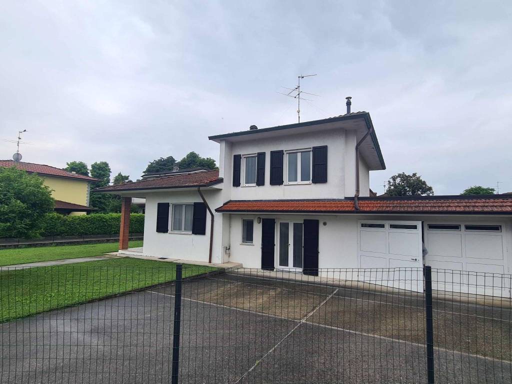 appartamento in vendita a Brembio