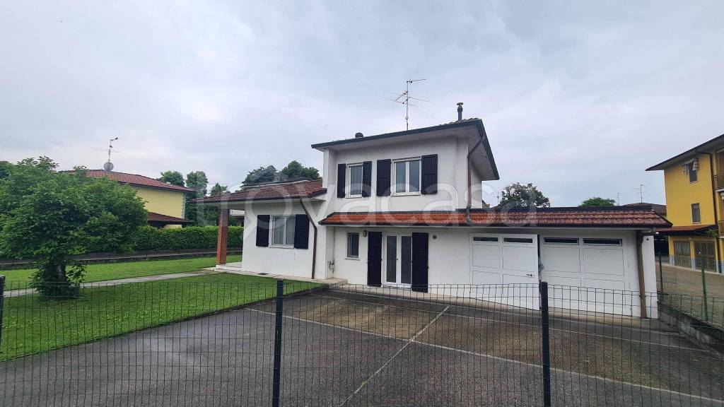 appartamento in vendita a Brembio
