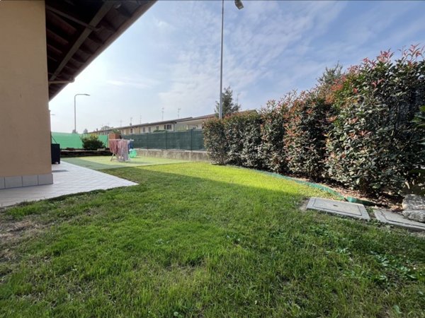 appartamento in vendita a Brembio