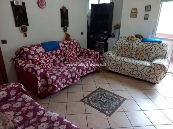casa indipendente in vendita a Casaletto Lodigiano