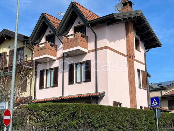 casa indipendente in vendita a Casaletto Lodigiano in zona Mairano