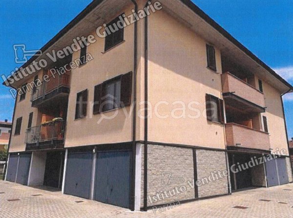 intera palazzina in vendita a Casaletto Lodigiano