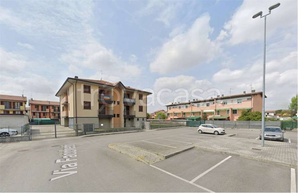 intera palazzina in vendita a Casaletto Lodigiano