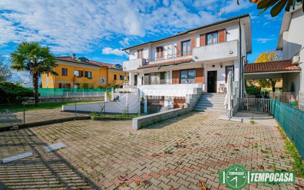 casa indipendente in vendita a Casaletto Lodigiano in zona Mairano