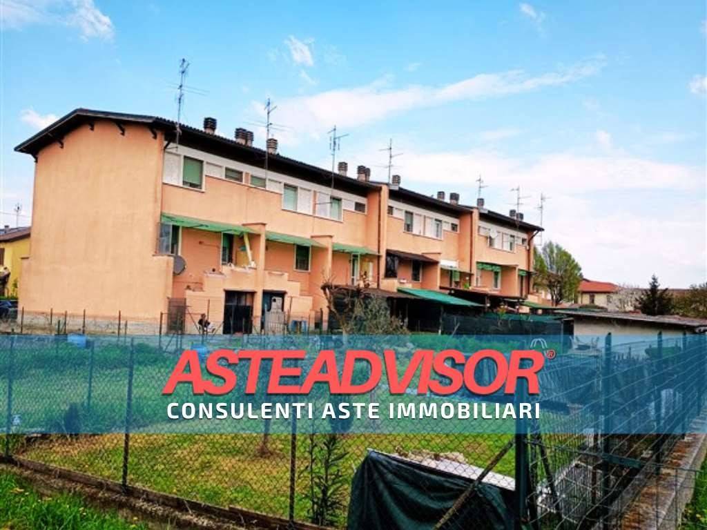 casa indipendente in vendita a Casaletto Lodigiano