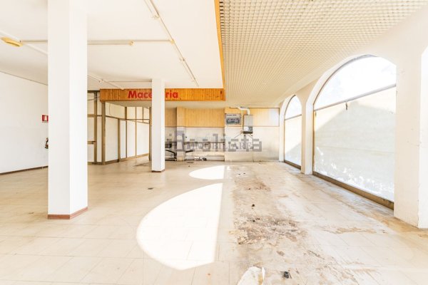 locale commerciale in vendita a Casaletto Lodigiano in zona Mairano