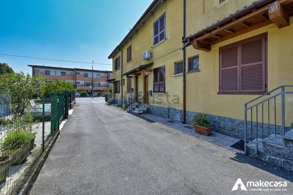 casa indipendente in vendita a Casaletto Lodigiano