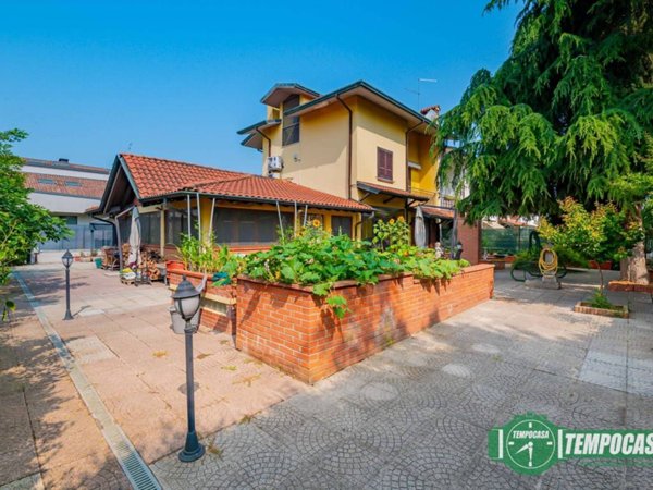 casa indipendente in vendita a Casalmaiocco