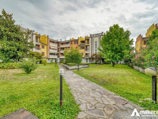 appartamento in vendita a Casalmaiocco