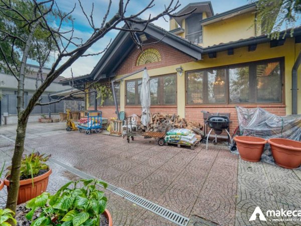 casa indipendente in vendita a Casalmaiocco