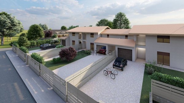 casa indipendente in vendita a Casalmaiocco