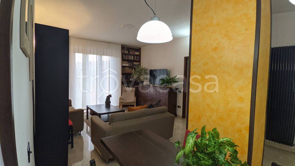 appartamento in vendita a Casalpusterlengo