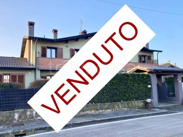 appartamento in vendita a Casalpusterlengo in zona Zorlesco