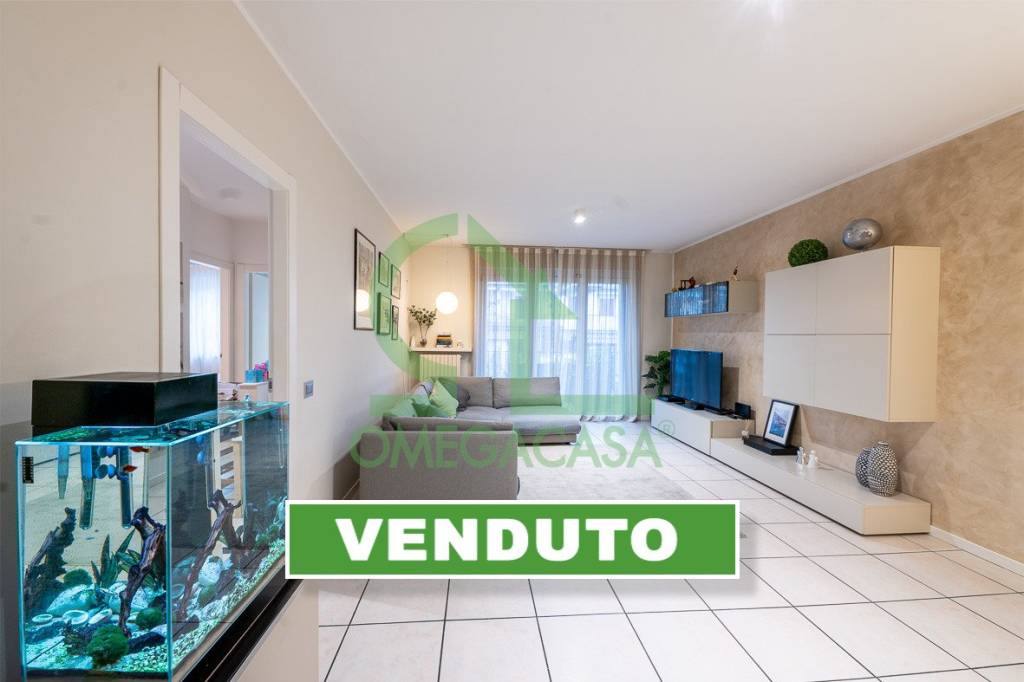appartamento in vendita a Casalpusterlengo