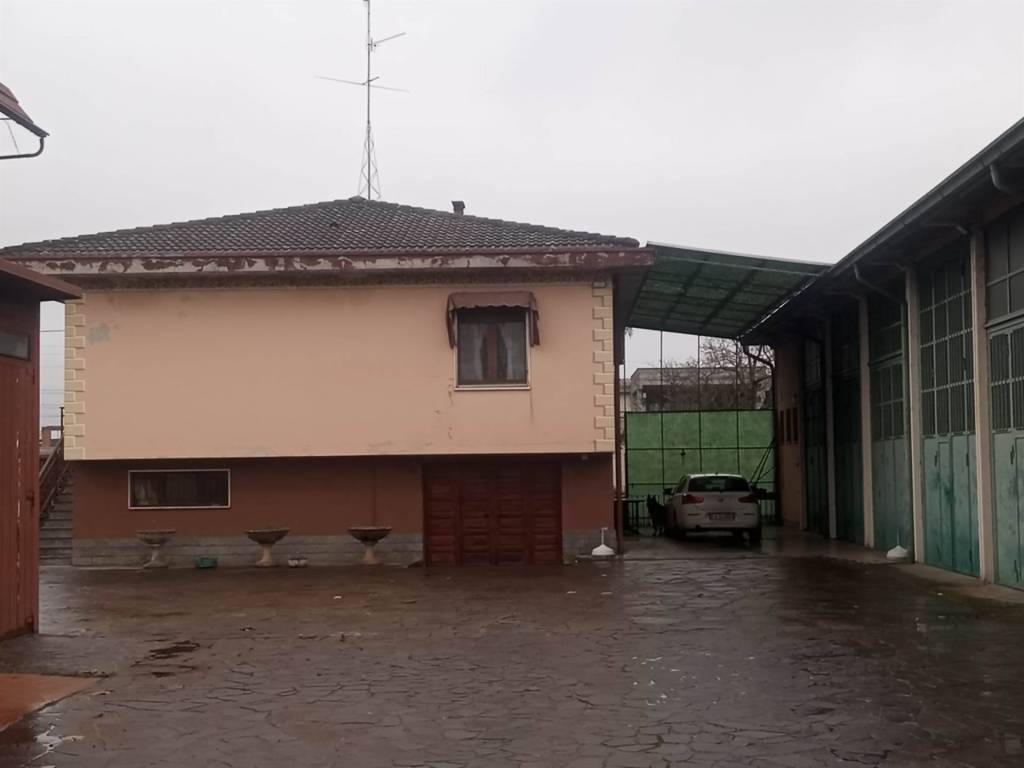 appartamento in vendita a Casalpusterlengo