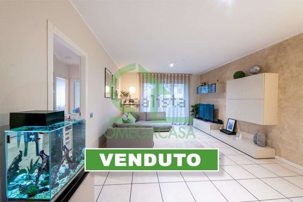 appartamento in vendita a Casalpusterlengo