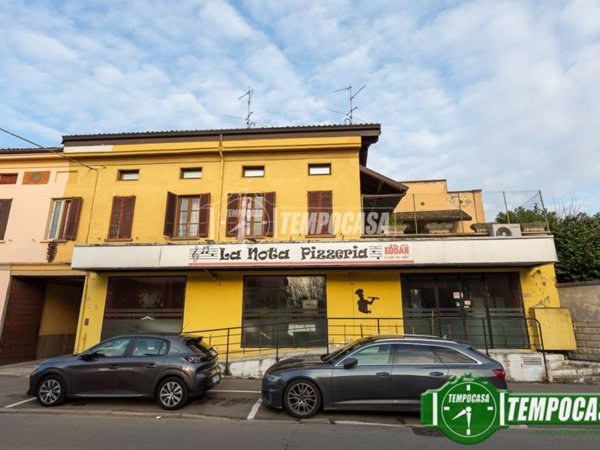 casa indipendente in vendita a Casalpusterlengo