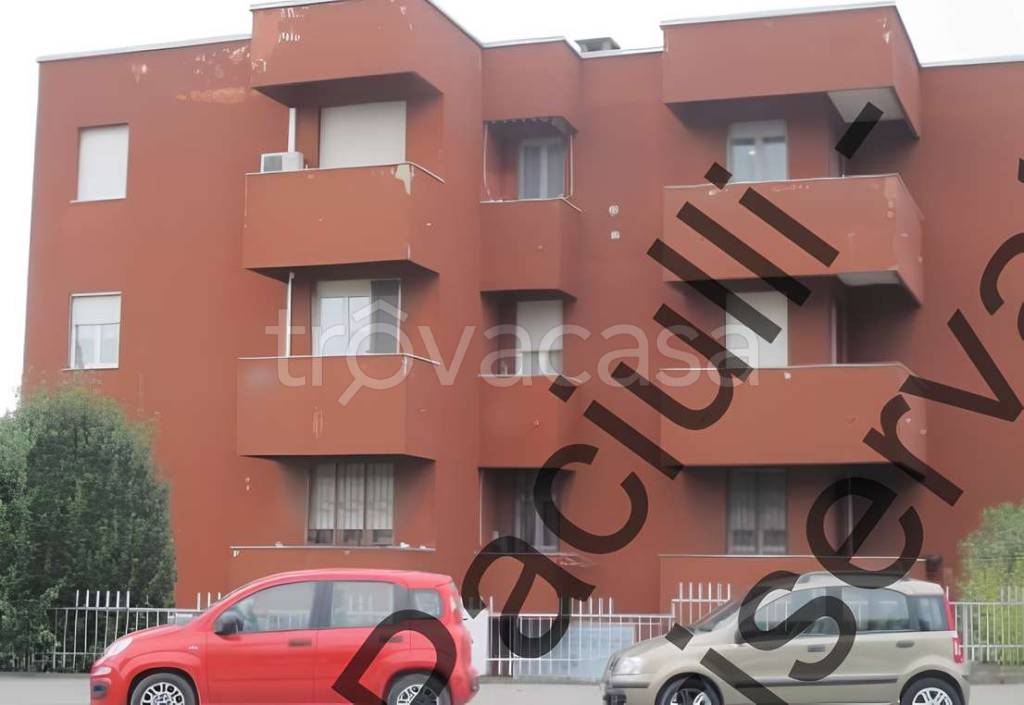 appartamento in vendita a Casalpusterlengo