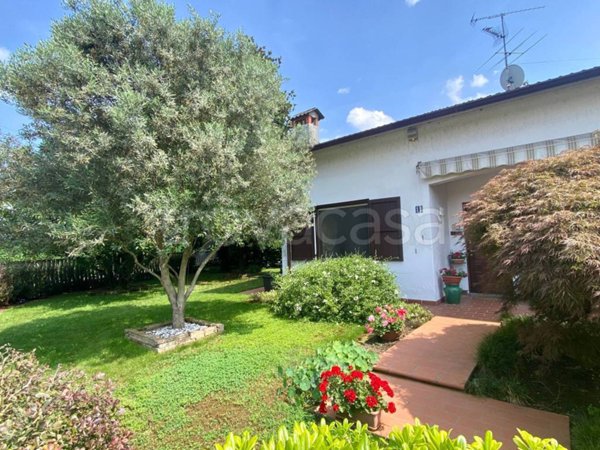 casa indipendente in vendita a Casalpusterlengo