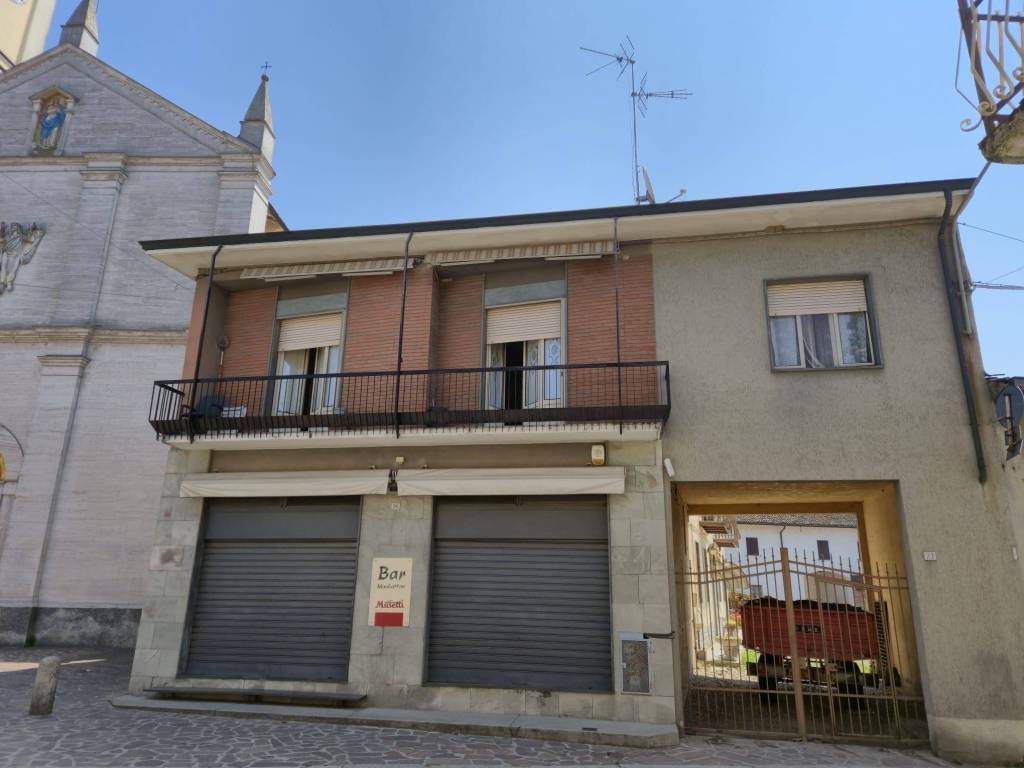 appartamento in vendita a Casalpusterlengo in zona Zorlesco