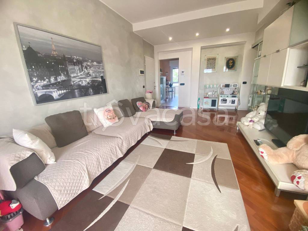 appartamento in vendita a Casalpusterlengo