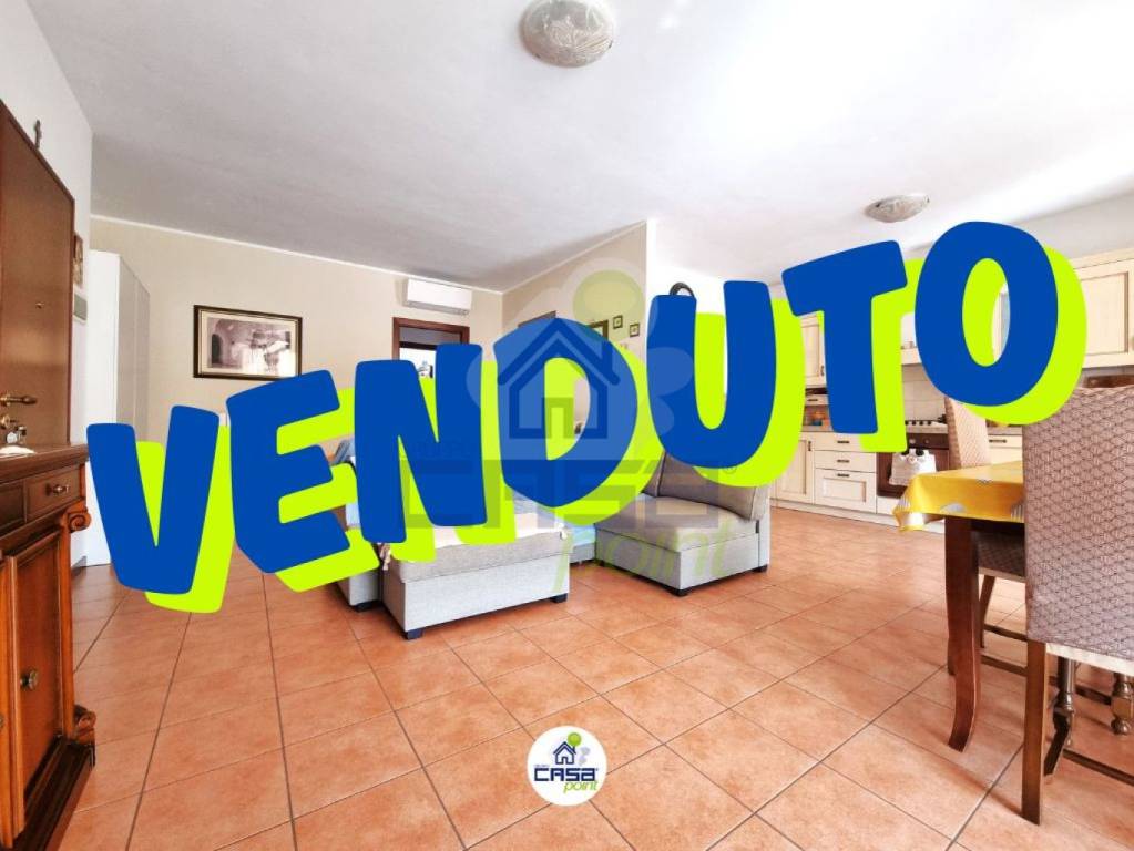 appartamento in vendita a Casalpusterlengo in zona Zorlesco