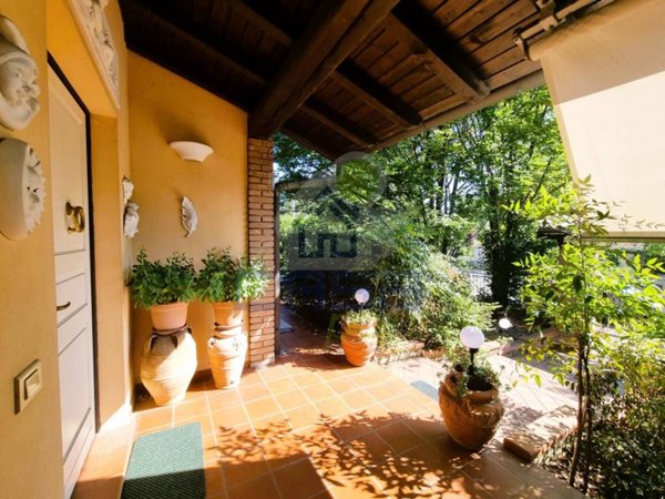 casa indipendente in vendita a Casalpusterlengo