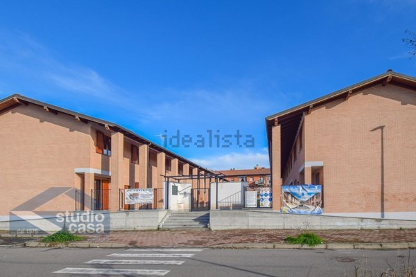 casa indipendente in vendita a Casalpusterlengo