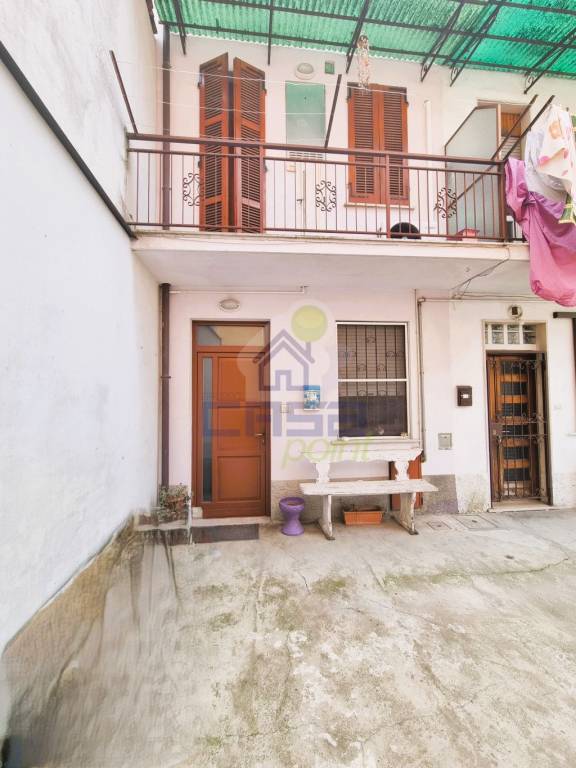 casa indipendente in vendita a Casalpusterlengo