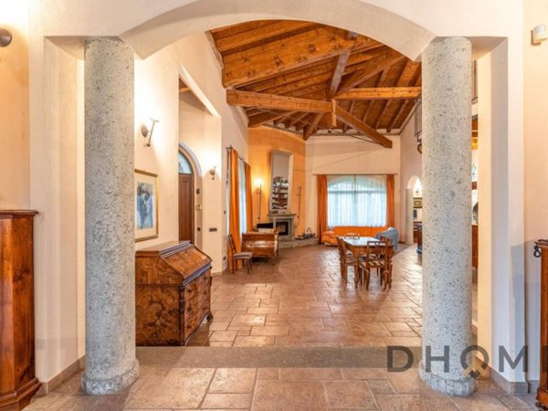 casa indipendente in vendita a Casalpusterlengo