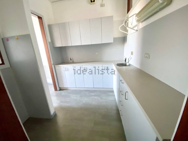 ufficio in vendita a Casalpusterlengo