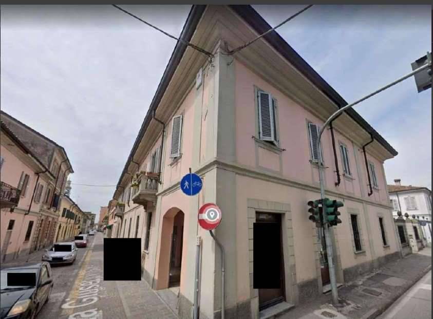 intera palazzina in vendita a Casalpusterlengo