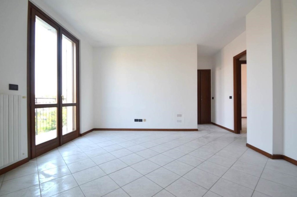 appartamento in vendita a Casalpusterlengo in zona Zorlesco