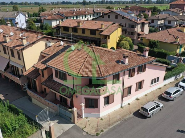 appartamento in vendita a Casalpusterlengo