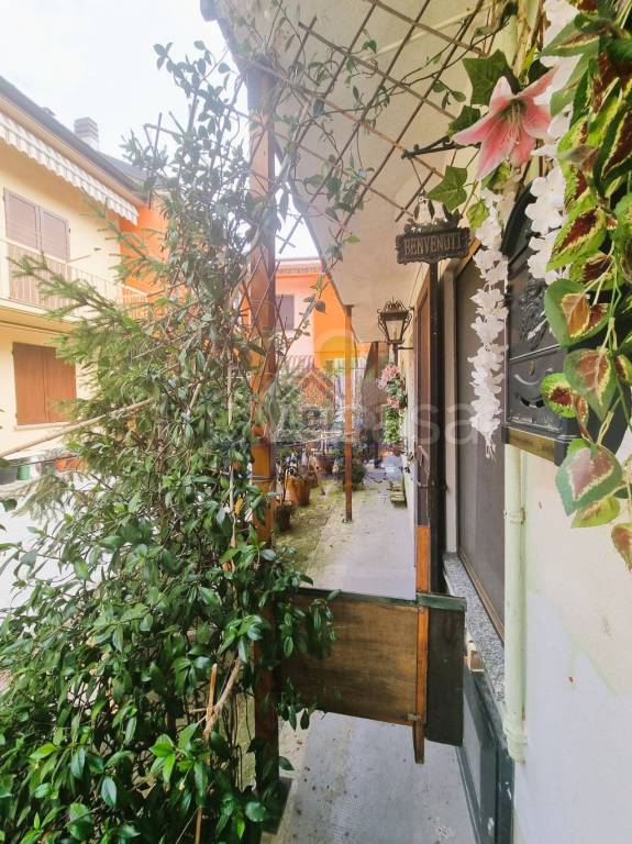 casa indipendente in vendita a Casalpusterlengo