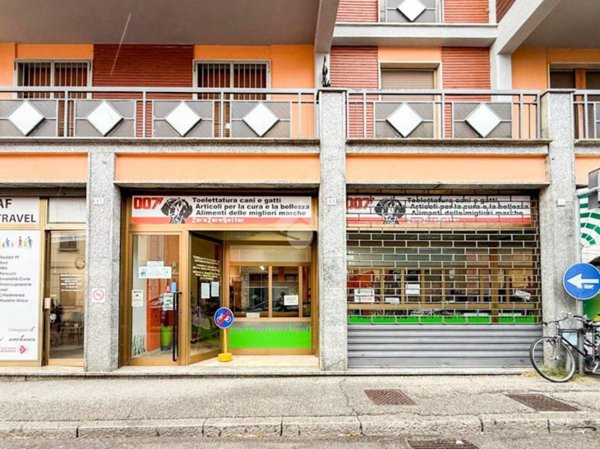 negozio in vendita a Casalpusterlengo