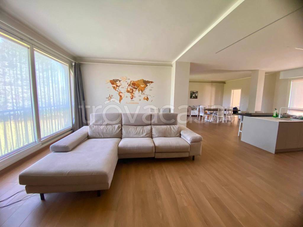 appartamento in vendita a Casalpusterlengo