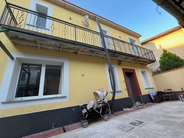 casa semindipendente in vendita a Casalpusterlengo
