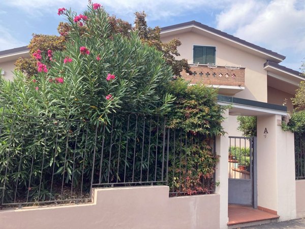 casa indipendente in vendita a Casalpusterlengo