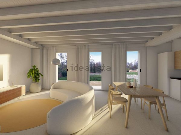 casa indipendente in vendita a Casalpusterlengo