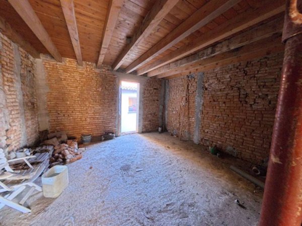 appartamento in vendita a Casalpusterlengo in zona Zorlesco