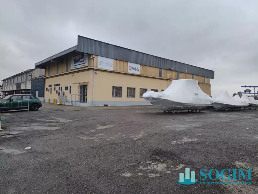 capannone in vendita a Casalpusterlengo