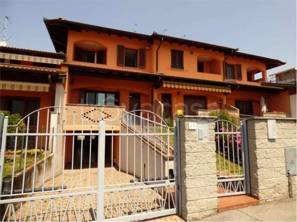 casa indipendente in vendita a Casalpusterlengo