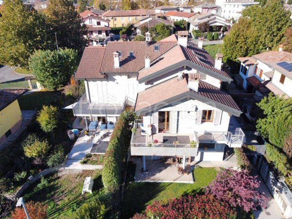 appartamento in vendita a Casalpusterlengo