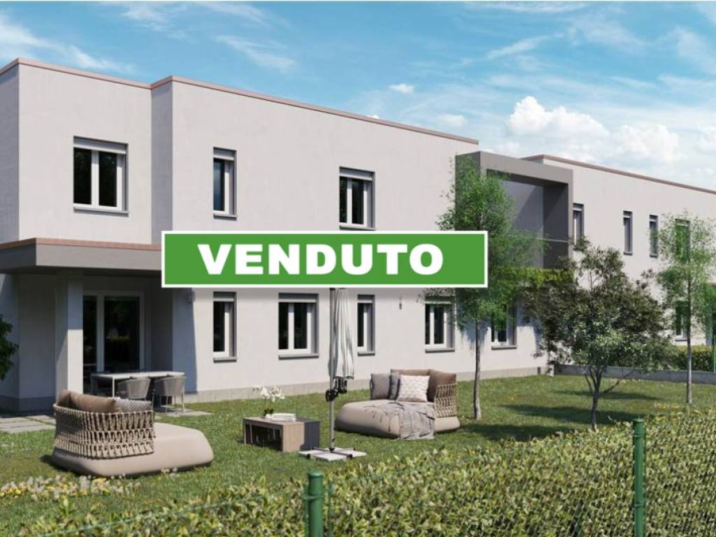 casa indipendente in vendita a Casalpusterlengo