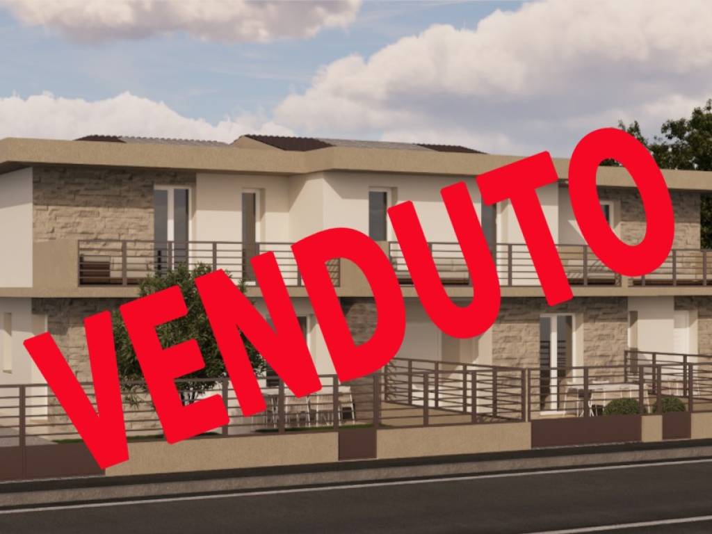 casa indipendente in vendita a Casalpusterlengo