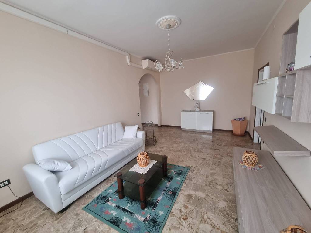 appartamento in vendita a Casalpusterlengo