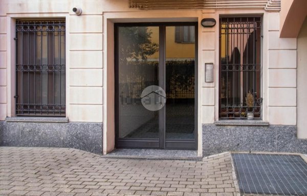 negozio in vendita a Casalpusterlengo